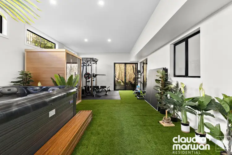 Fifth view of Homely house listing, 8 Centre Way, Glenroy VIC 3046