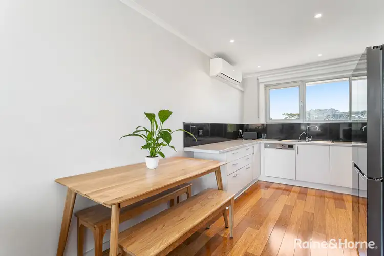 Second view of Homely unit listing, 6/205 Mason St, Newport VIC 3015
