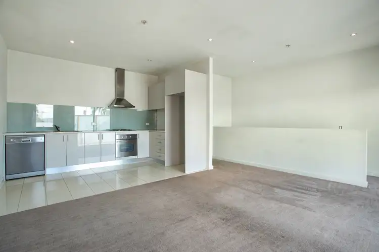 Seventh view of Homely apartment listing, 4/101-103 Orrong Crescent, Caulfield North VIC 3161