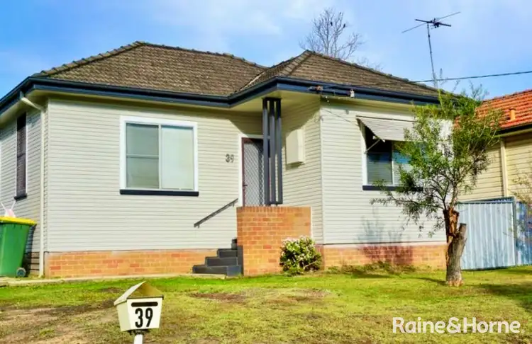 39 Cobby Street