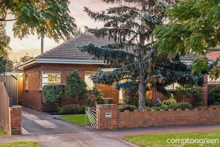 30 Albion Street, Kingsville VIC 3012
