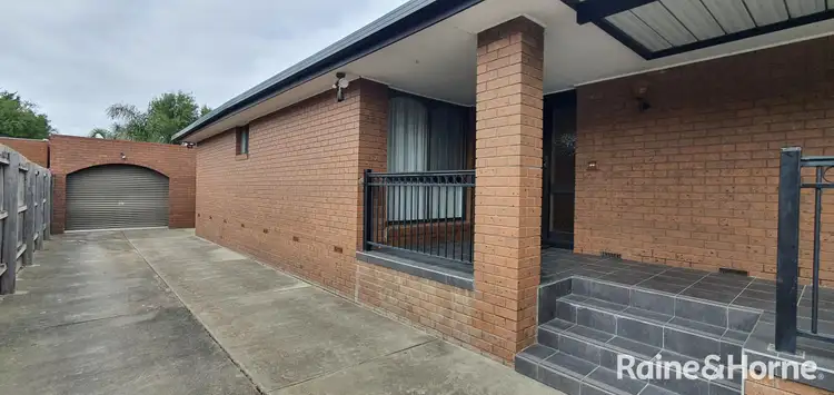 Second view of Homely house listing, 6 Bianchi Court, Keilor Downs VIC 3038