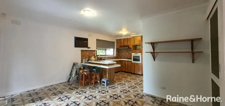 Fourth view of Homely house listing, 6 Bianchi Court, Keilor Downs VIC 3038