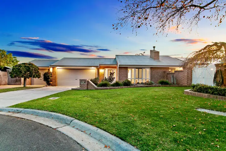 2 Protea Court, Langwarrin VIC 3910