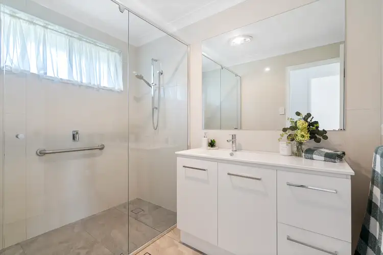 Fifth view of Homely house listing, 1 Hobbs Close, Bateau Bay NSW 2261