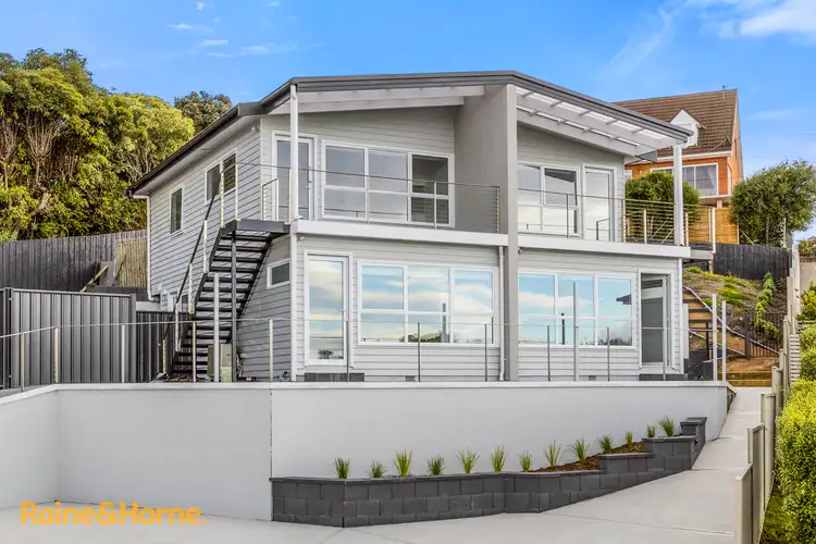 1/46 Ocean Esplanade, Blackmans Bay TAS 7052