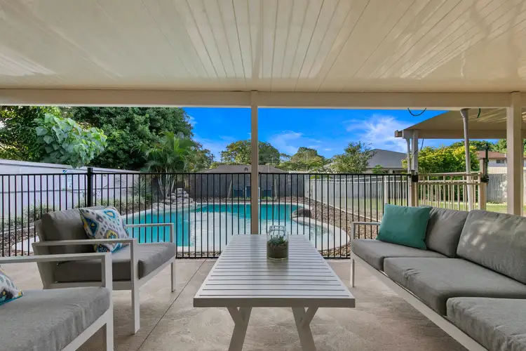 22 Jeanne Drive, Victoria Point QLD 4165