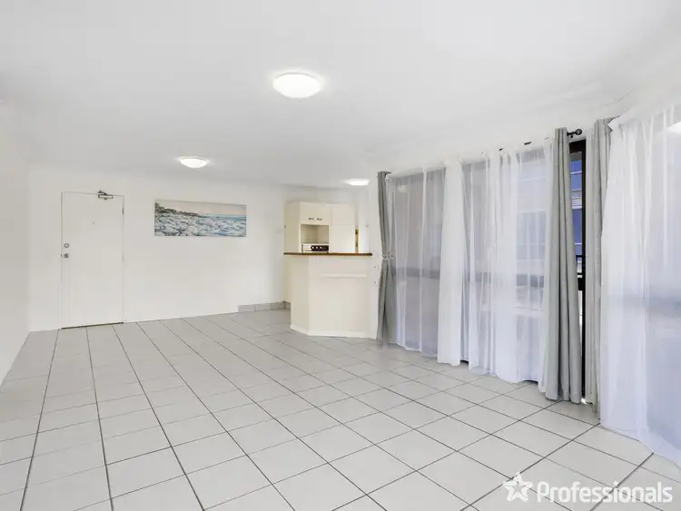 Sixth view of Homely unit listing, 2/7 Twenty Third Avenue, Palm Beach QLD 4221
