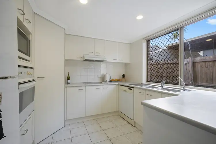 Sixth view of Homely semi-detached listing, 2/5 Leyte Avenue, Palm Beach QLD 4221