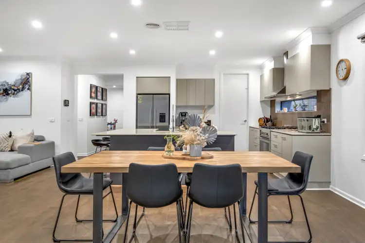 Seventh view of Homely house listing, 8 Ocallaghan Avenue, Lalor VIC 3075