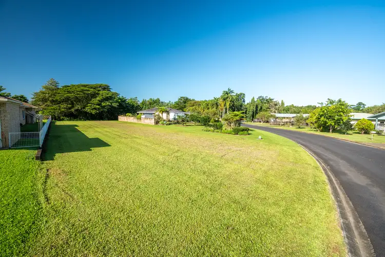 72 Dalrymple Esplanade, Innisfail Estate QLD 4860