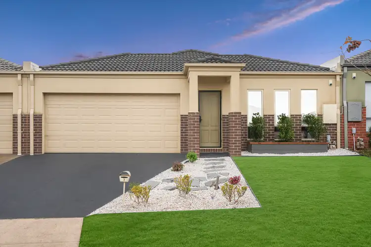 Second view of Homely house listing, 3 Harry Court, Truganina VIC 3029