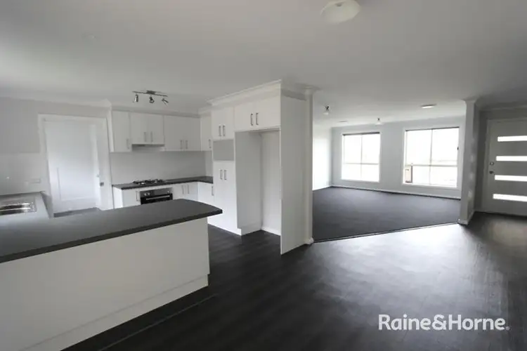 Fifth view of Homely house listing, 32 McGillan Dr, Kelso NSW 2795