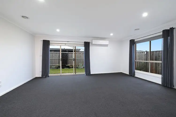 Fifth view of Homely house listing, 6 Pavillion Circuit, Sunbury VIC 3429