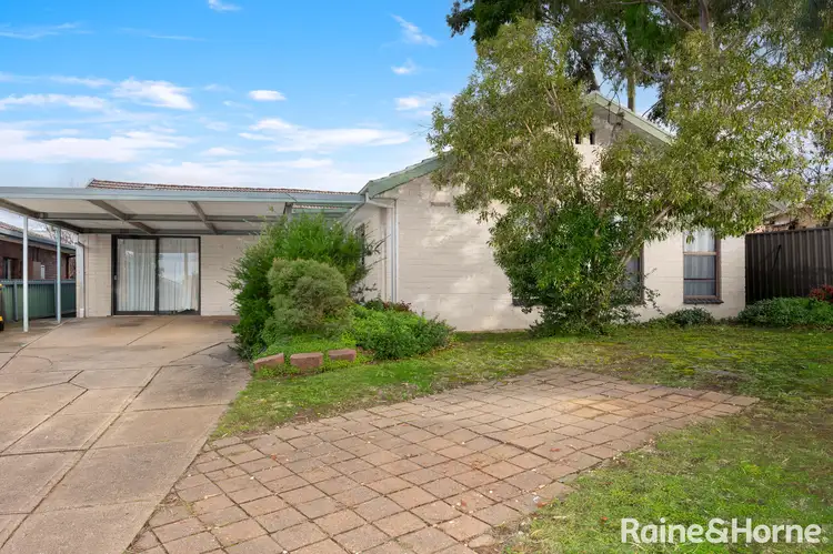 2 Sherwood Avenue, Kooringal NSW 2650
