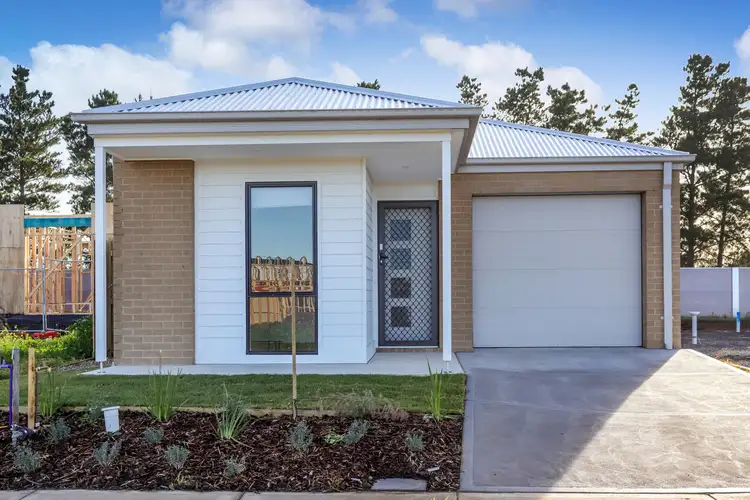 41 Karachi Avenue, Mount Cottrell VIC 3024