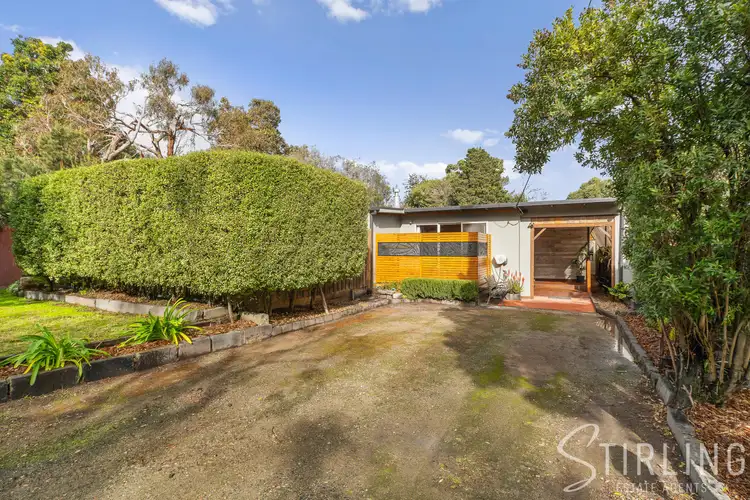 32 Glenalva Parade, Cannons Creek VIC 3977