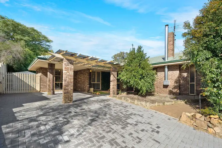 10 Travers Gardens, Kelmscott WA 6111