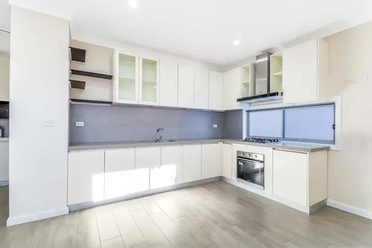 2A Villiers Place, Oxley Park NSW 2760