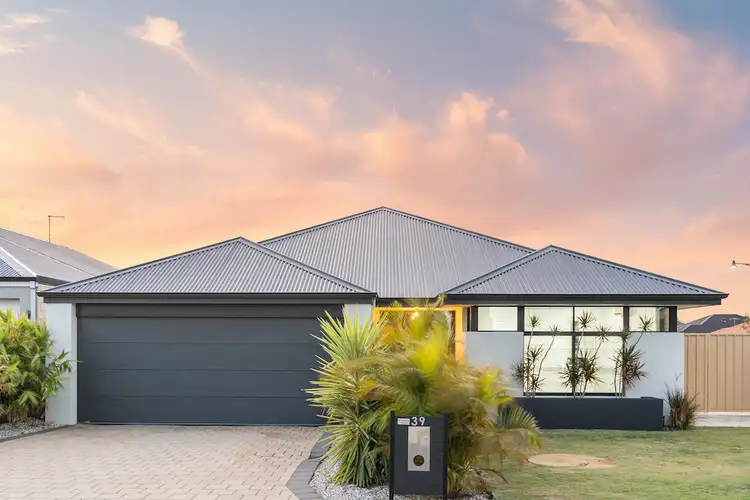 39 Hebrides Drive, Seville Grove WA 6112