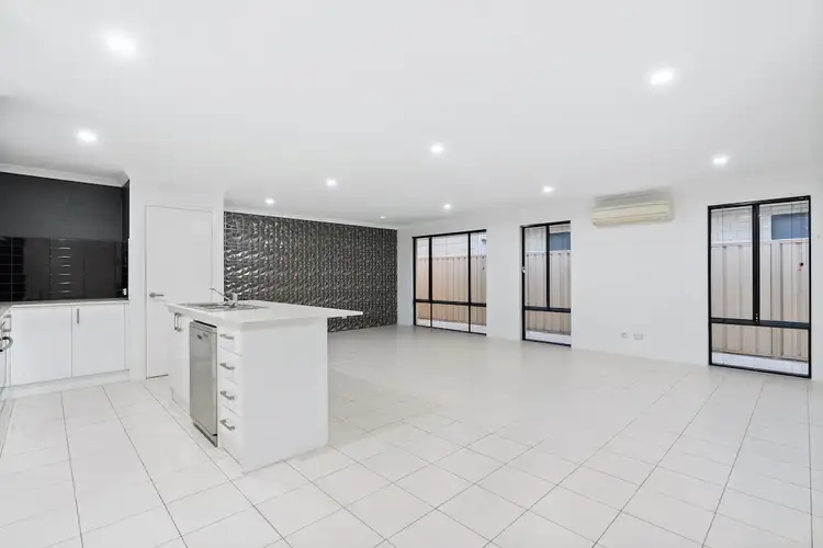 Sixth view of Homely house listing, 39 Hebrides Drive, Seville Grove WA 6112
