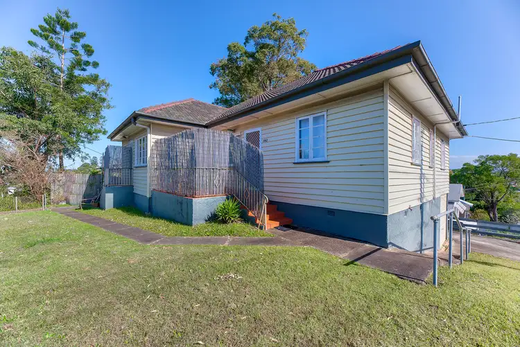 382 Webster Road, Stafford Heights QLD 4053