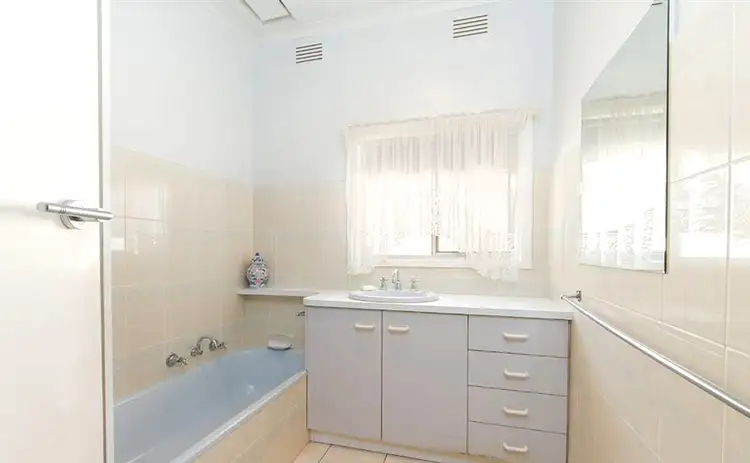 Seventh view of Homely house listing, 21 Glendenning Street, St Albans VIC 3021