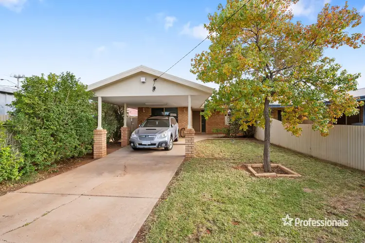 146B Campbell Street, West Lamington WA 6430