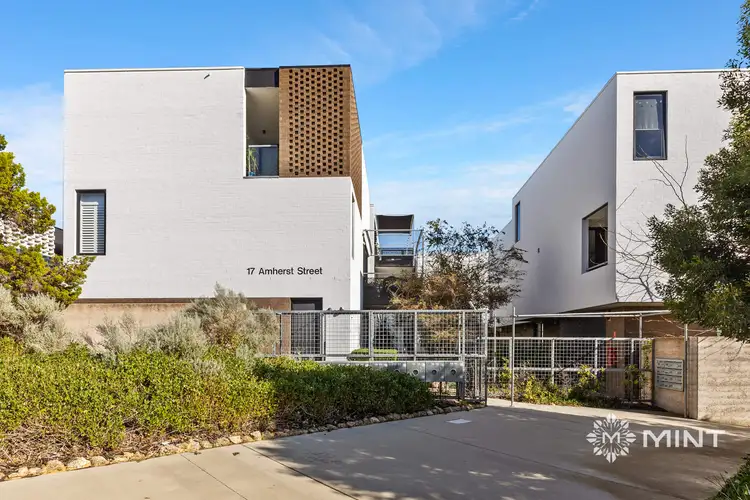 10/17 Amherst Street, Fremantle WA 6160