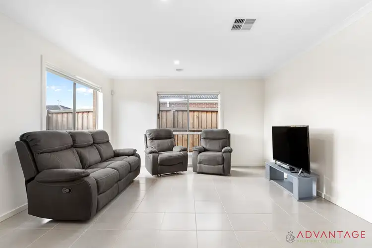 Fourth view of Homely house listing, 19 Nankeen Way, Tarneit VIC 3029