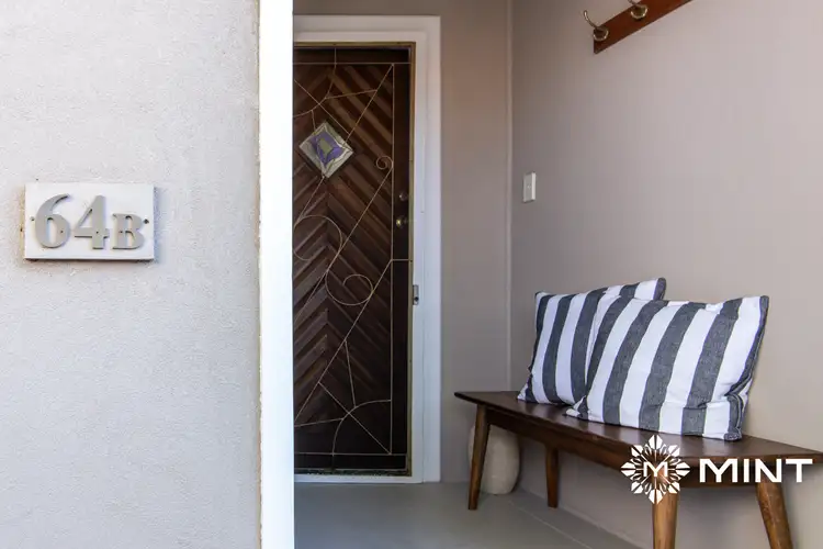 2/64 Thompson Road, North Fremantle WA 6159