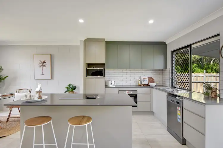 2 Kyra Close, Burdell QLD 4818