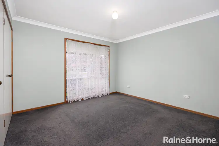 Fifth view of Homely house listing, 10 Kobi Place, Glenfield Park NSW 2650
