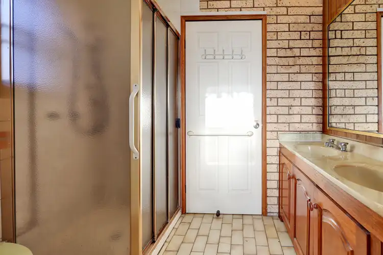 Fifth view of Homely house listing, 17 Canary Close, St Clair NSW 2759