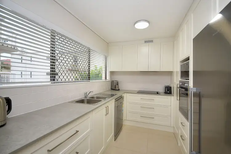 Second view of Homely apartment listing, 4/5-7 Lavarack Road, Mermaid Beach QLD 4218