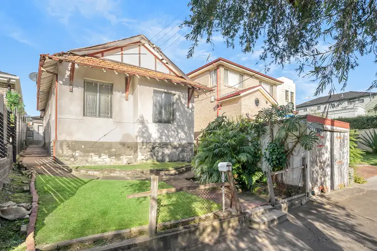7 Arthur Street, Bexley NSW 2207