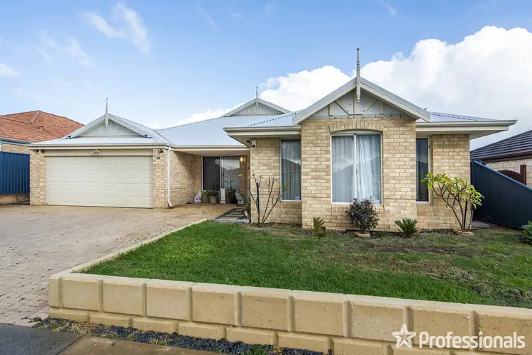11 Marr Street, Byford WA 6122