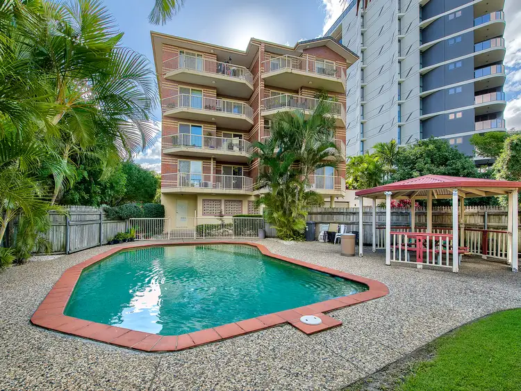 Second view of Homely unit listing, 2/234 Shafston Avenue, Kangaroo Point QLD 4169