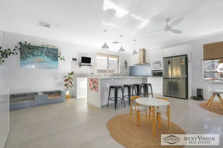 76 Barrington St, Spearwood WA 6163