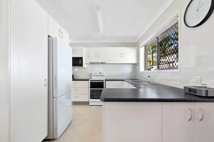 Fifth view of Homely semi-detached listing, 1/15 Wills Avenue, Golden Beach QLD 4551