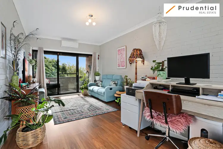 7/49 Sturt Street, Campbelltown NSW 2560