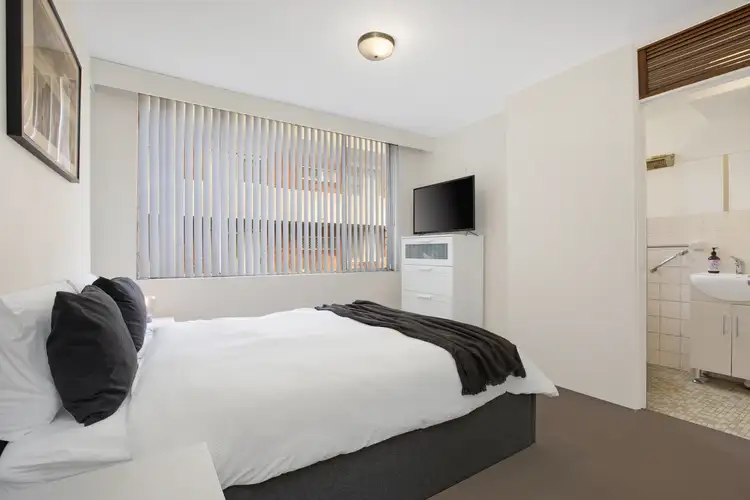 Fourth view of Homely apartment listing, 2/54 Penkivil Street, Bondi NSW 2026