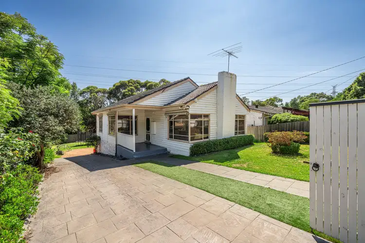 11 Ivanhoe Grove, Malvern East VIC 3145