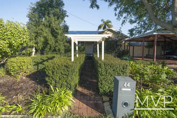 44 Wheyland Street, Willagee WA 6156