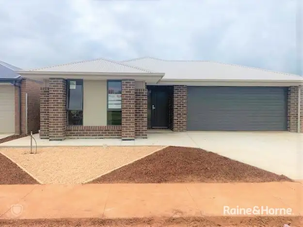 6 Parkdale Lane
