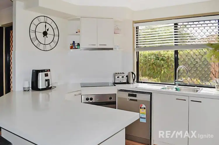 Second view of Homely unit listing, 2/105 Oldfield Road, Sinnamon Park QLD 4073