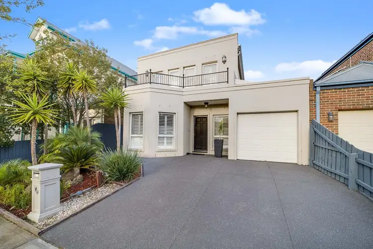 13 McGuire crescent, Williamstown VIC 3016