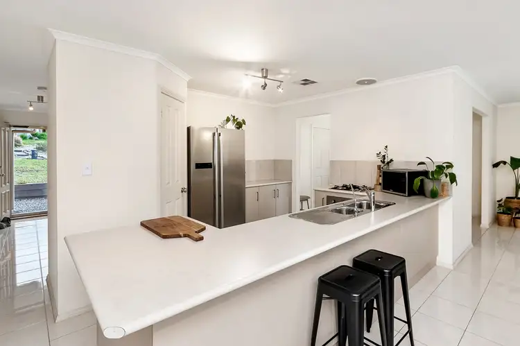 Sixth view of Homely house listing, 32 Glenalbyn Close, Strathalbyn SA 5255