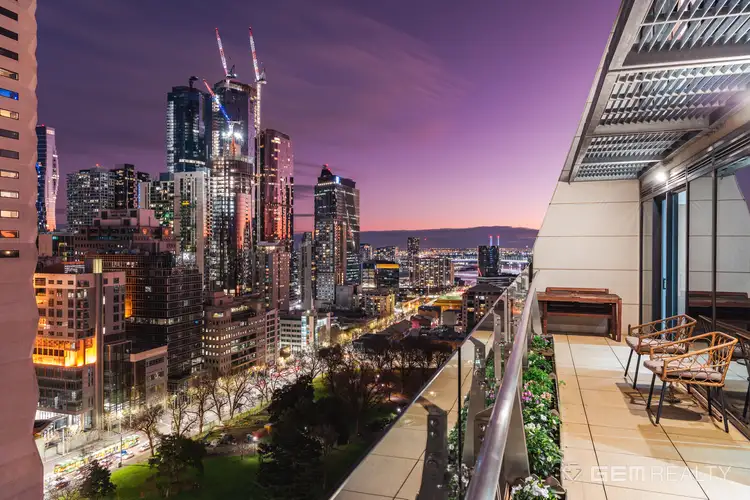 2402/228 A'Beckett Street, Melbourne VIC 3000