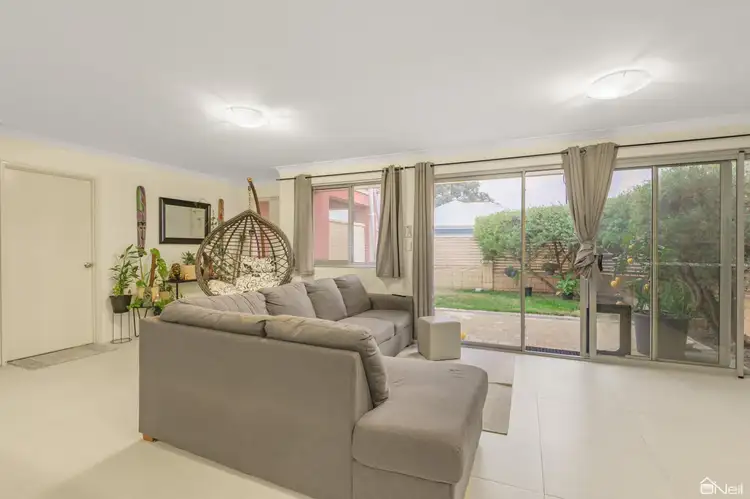 Sixth view of Homely house listing, 8/21 Cronin Place, Armadale WA 6112